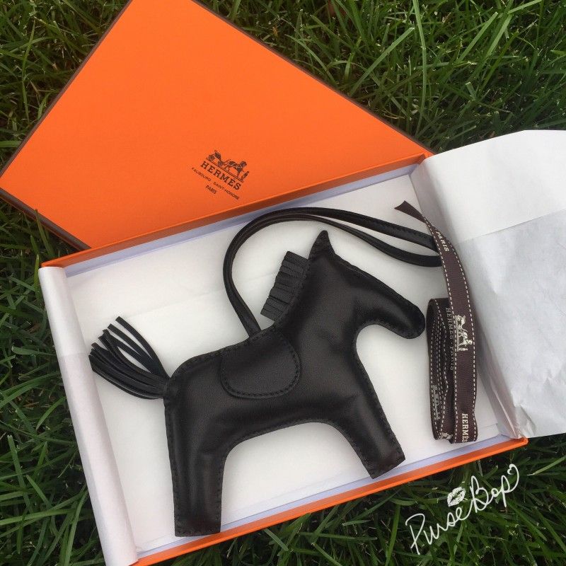 10 Things I Wish I Didn't Spend Money On. (HERMES rodeo charms, high heels,  dresses) 