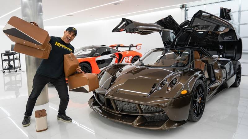 pagani hermes interior