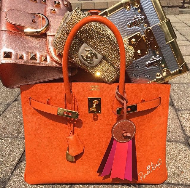 Hierarchy of handbags, everyday luxury
