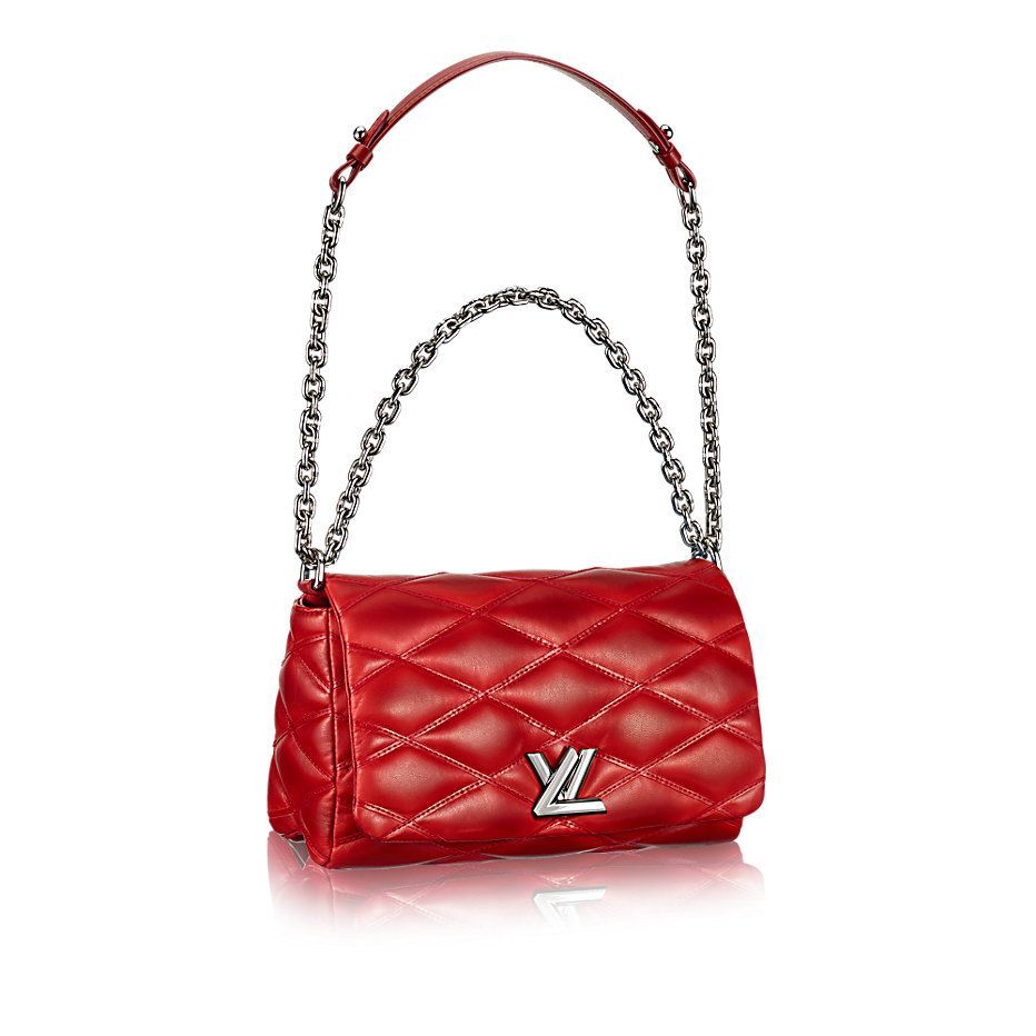 how to Louis Vuitton 6 ways to style a Mini Pochette #style
