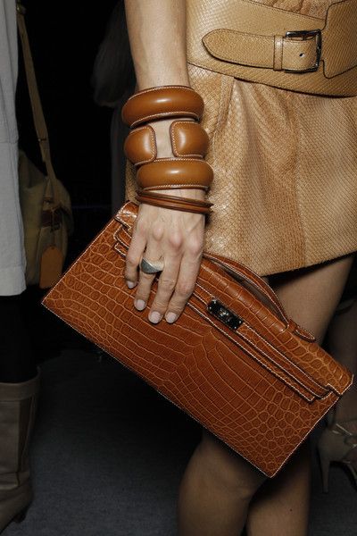 All You Need To Know About Hermès Kelly Clutches: the Kelly Cut