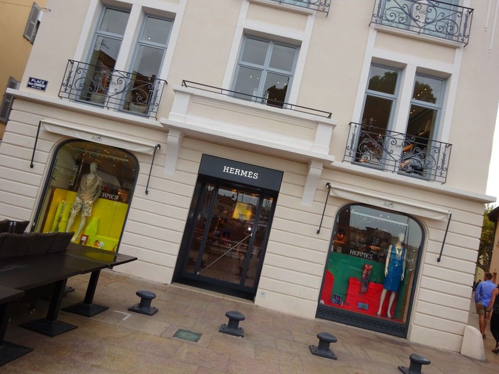 Hermes Store Saint Tropez  St. tropez, Luxury villa, Hermes store