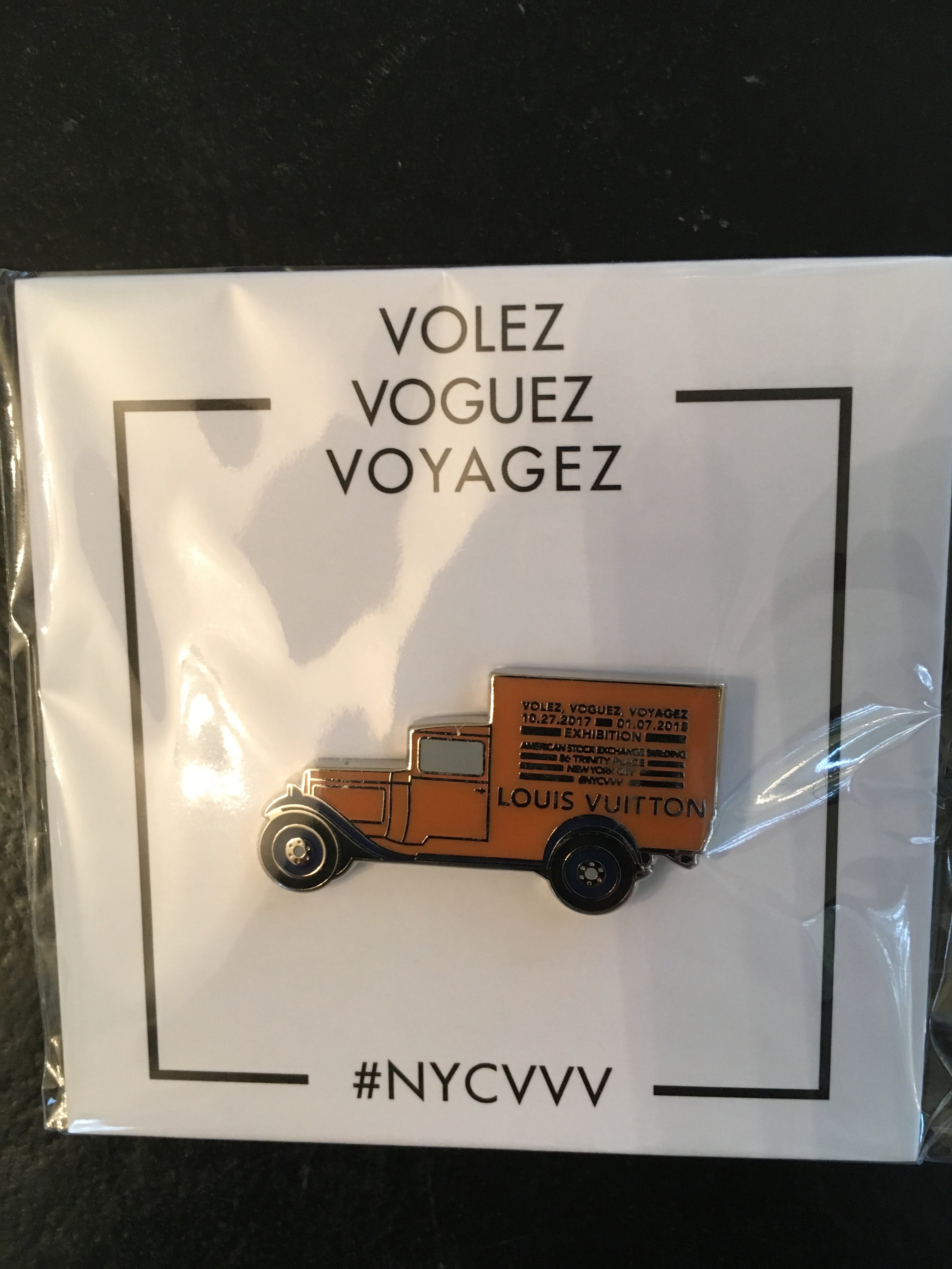 LV Louis Vuitton Airplane Pin Volez Vogez Voyagez
