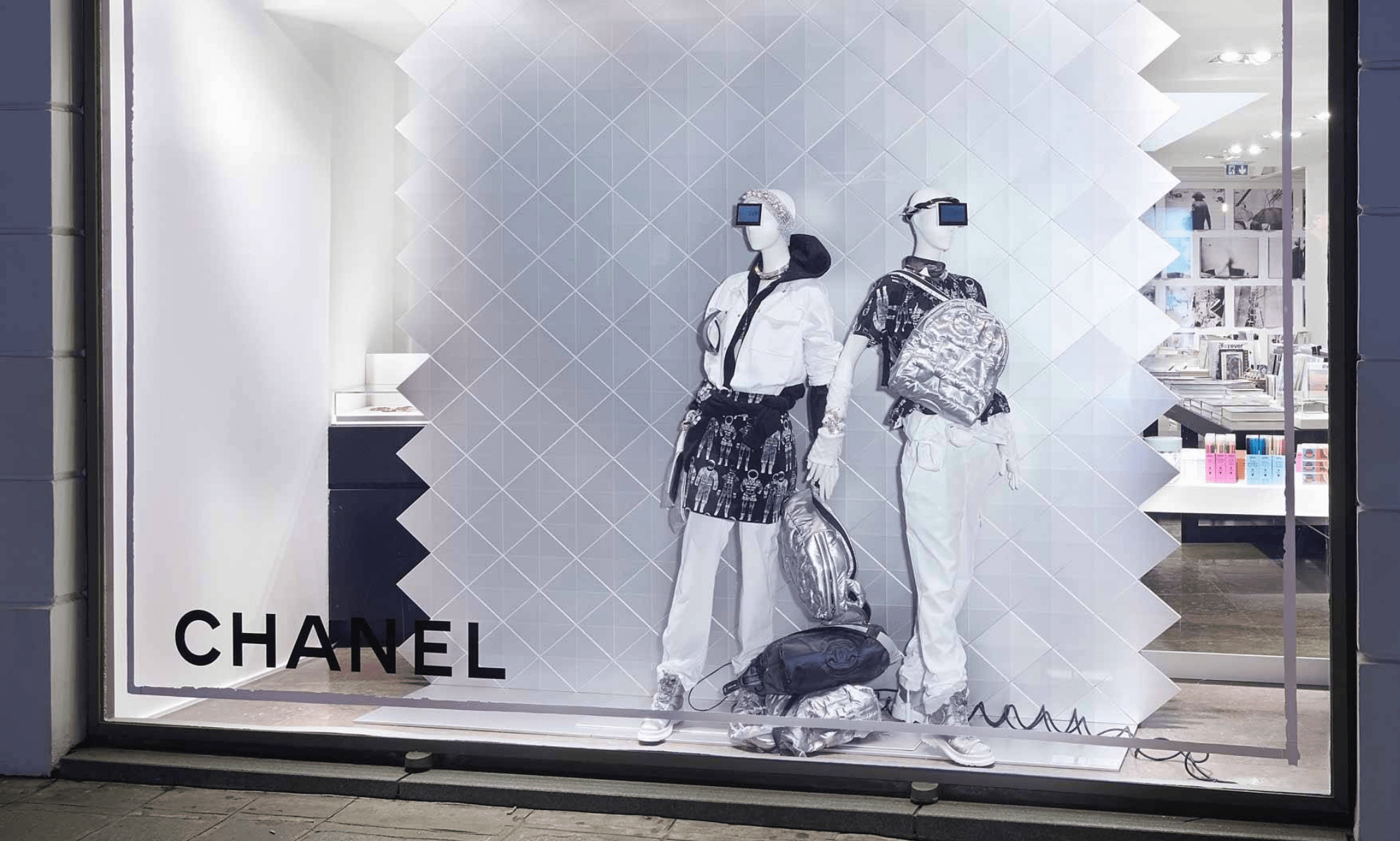 The Grand Finale: Chanel x Colette - PurseBop