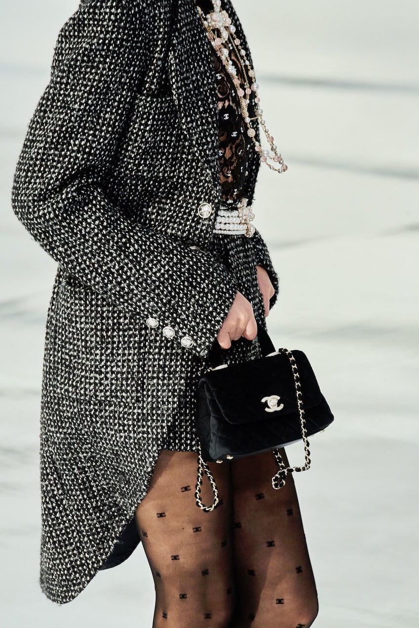 Chanel's “Iconic” Campaign Shows Why Its Flap Bag Is The Ultimate Modern  Investment | British Vogue