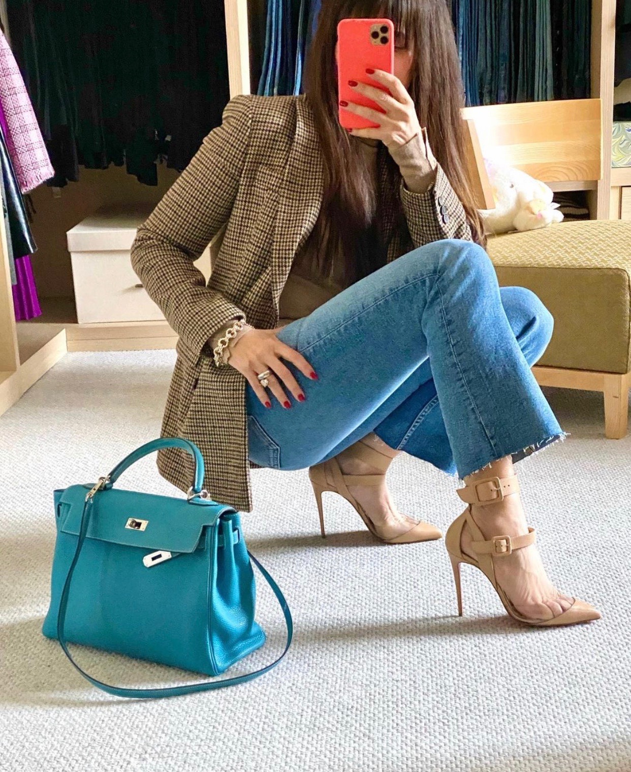 What's your favorite size Kelly? We're loving this Bleu Brume Epsom Sellier  Kelly 25cm 🤩
