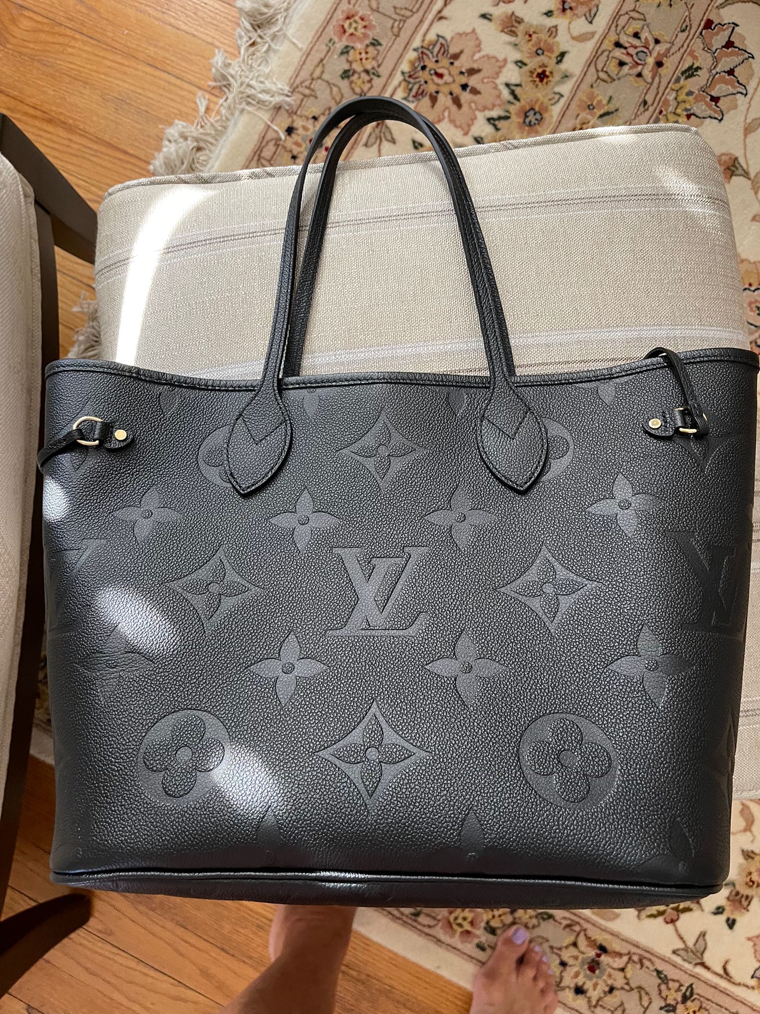 LOUIS VUITTON PULLS THE NEVERFULL OFF THE SHELF!! WHY