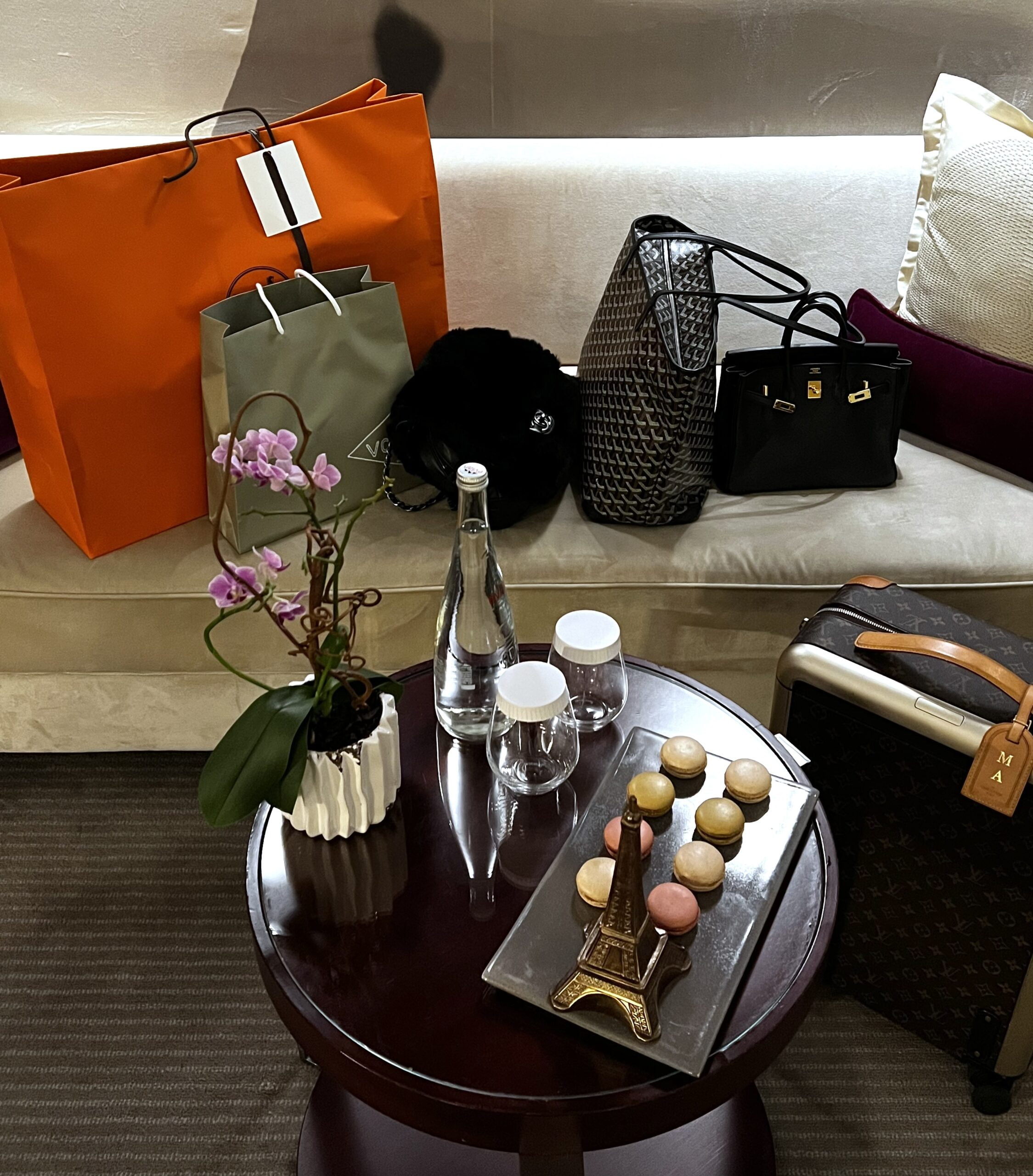 Important Tips for Traveling with Luxury Goods - PurseBop