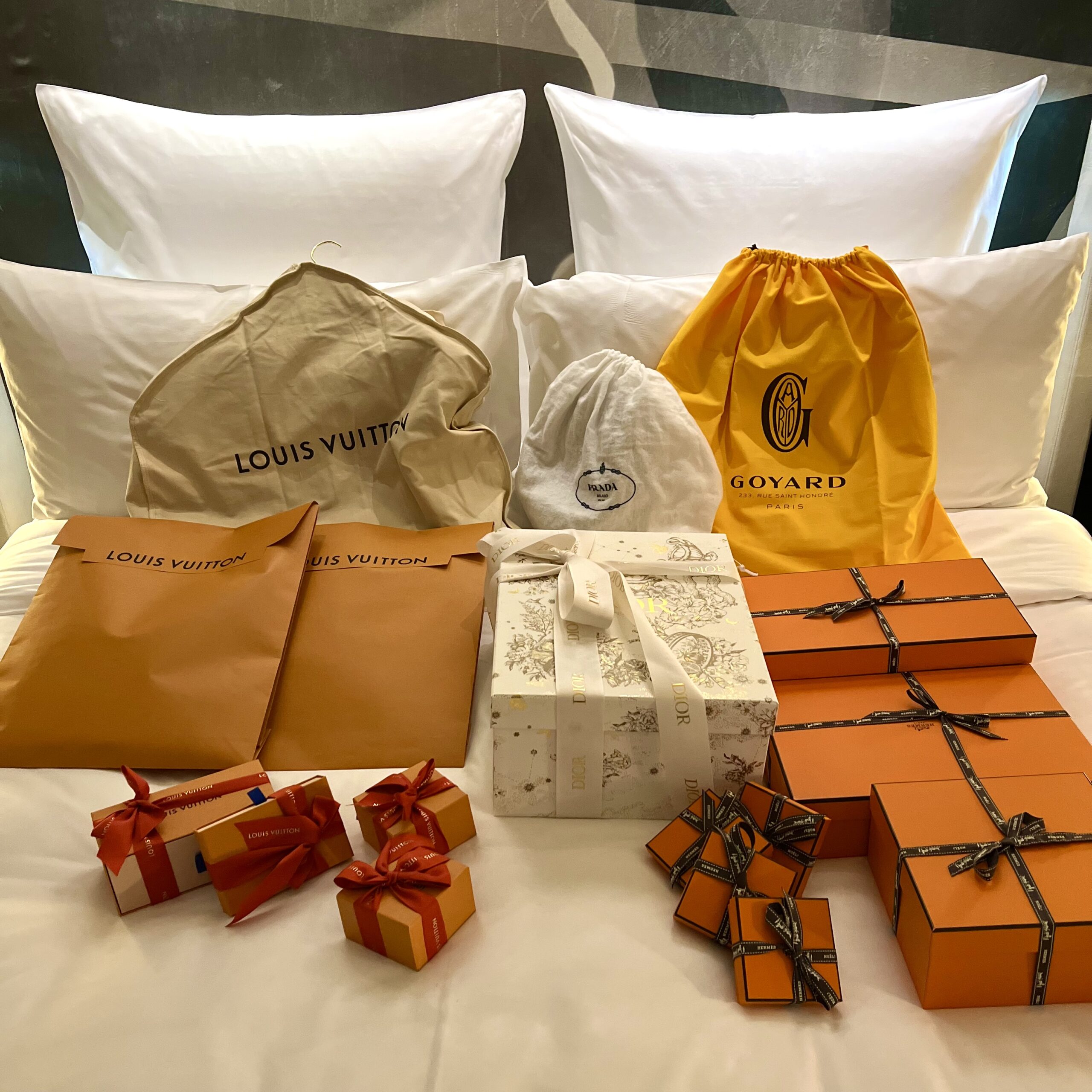 LOUIS VUITTON Orange Gift Bag/Tote & Gift Receipt Envelope