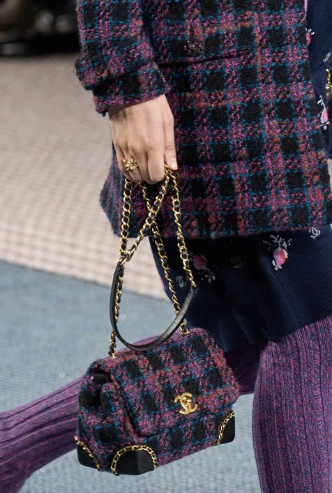 About Time: Louis Vuitton Fall/Winter 2022 Runway - BY pursebop.com – Only  Authentics