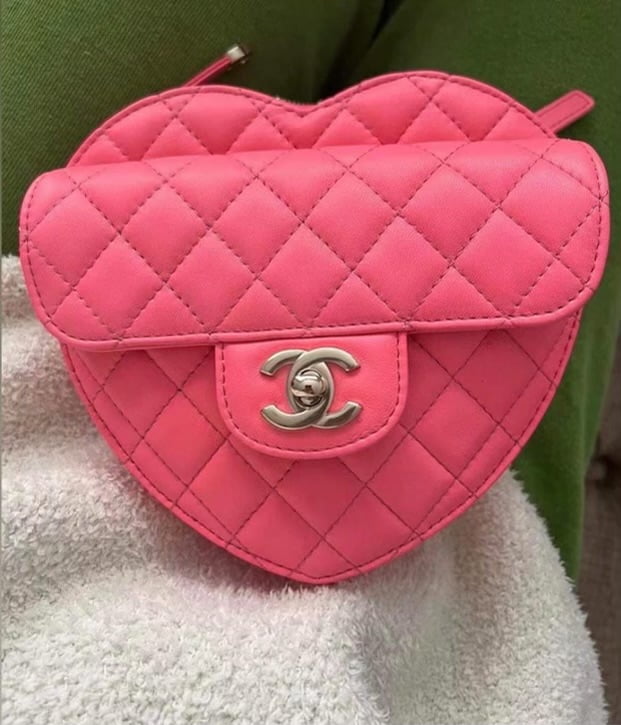 Chanel Heart Bag - 33 For Sale on 1stDibs | chanel heart bag price, heart  chanel bag, heart shaped chanel bag