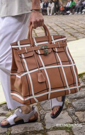 Shop the Latest Hermès Handbags in the Philippines in November, 2023