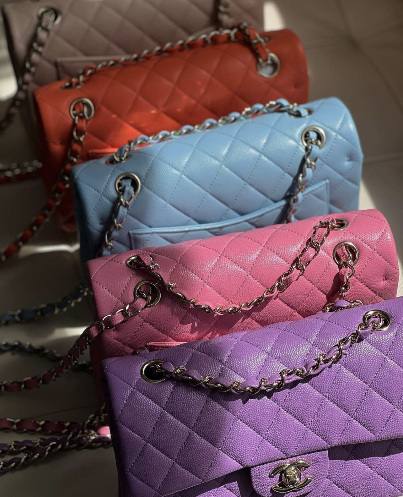 FIVE reasons you SHOULDN'T buy the Chanel classic flap bag