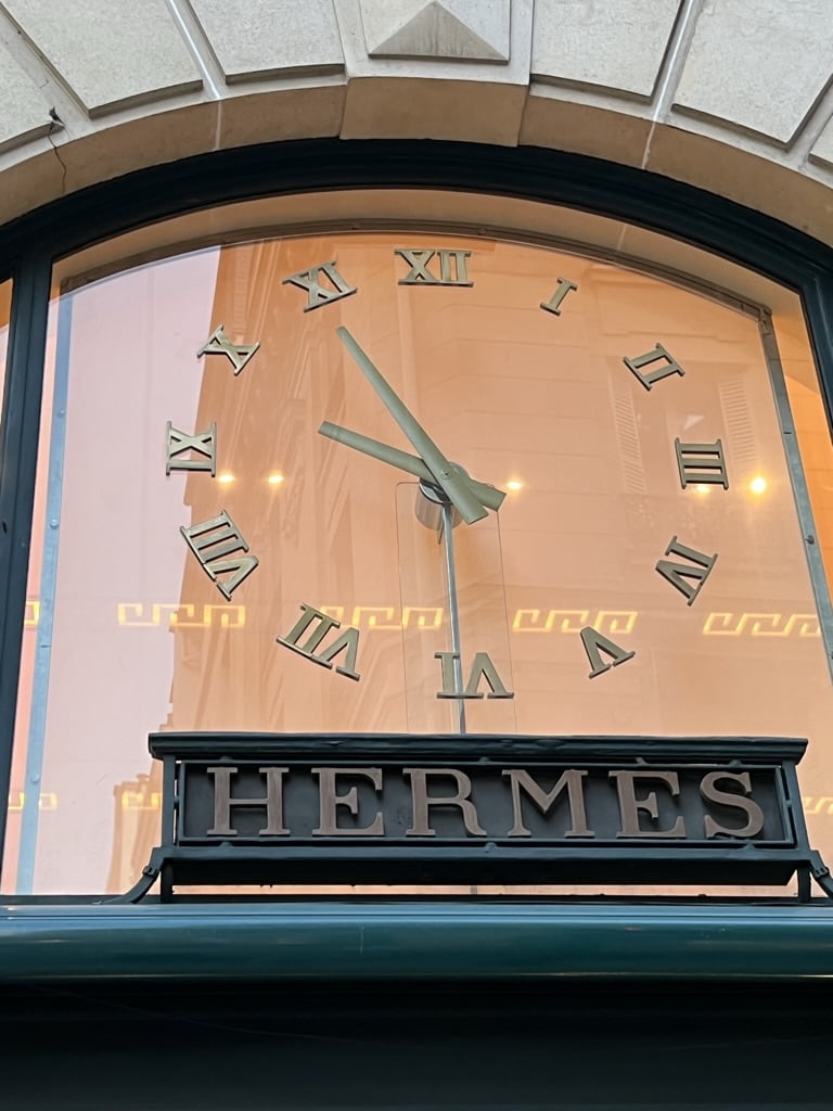 PurseBop takes her Maiden Voyage to the Hermès Mothership
