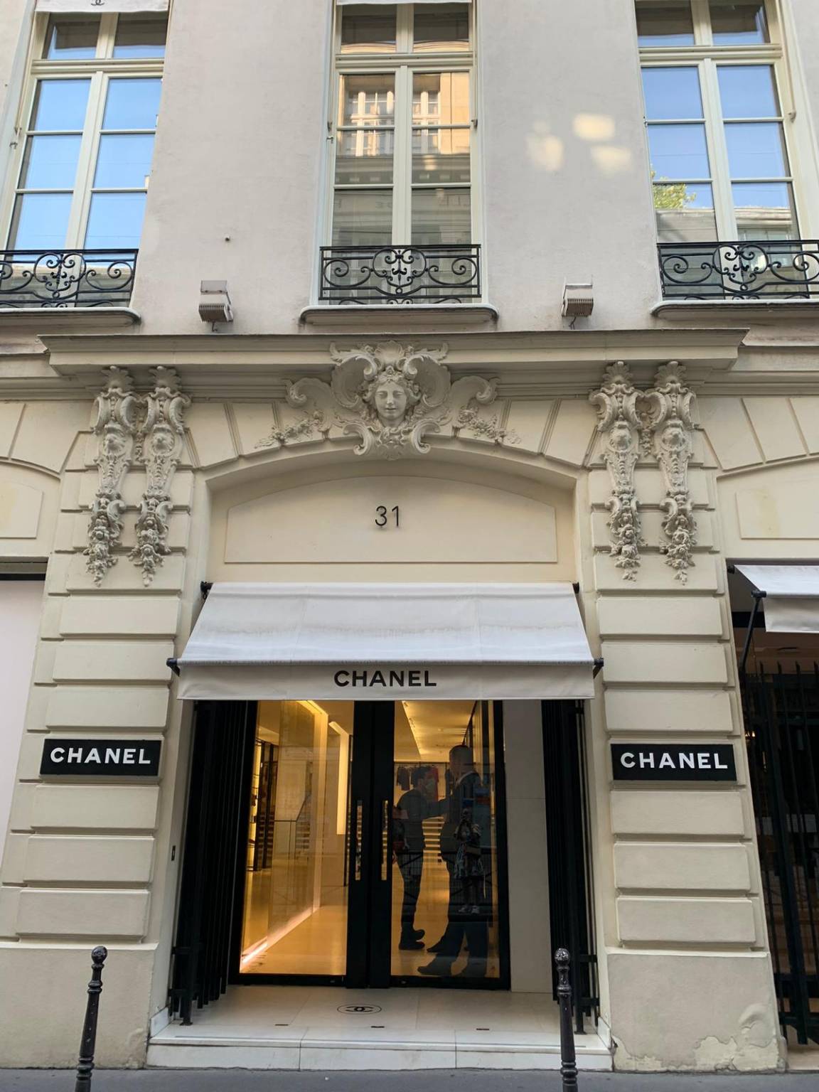 Buying a Chanel Classic Flap at the Flagship in Paris and Savings ...