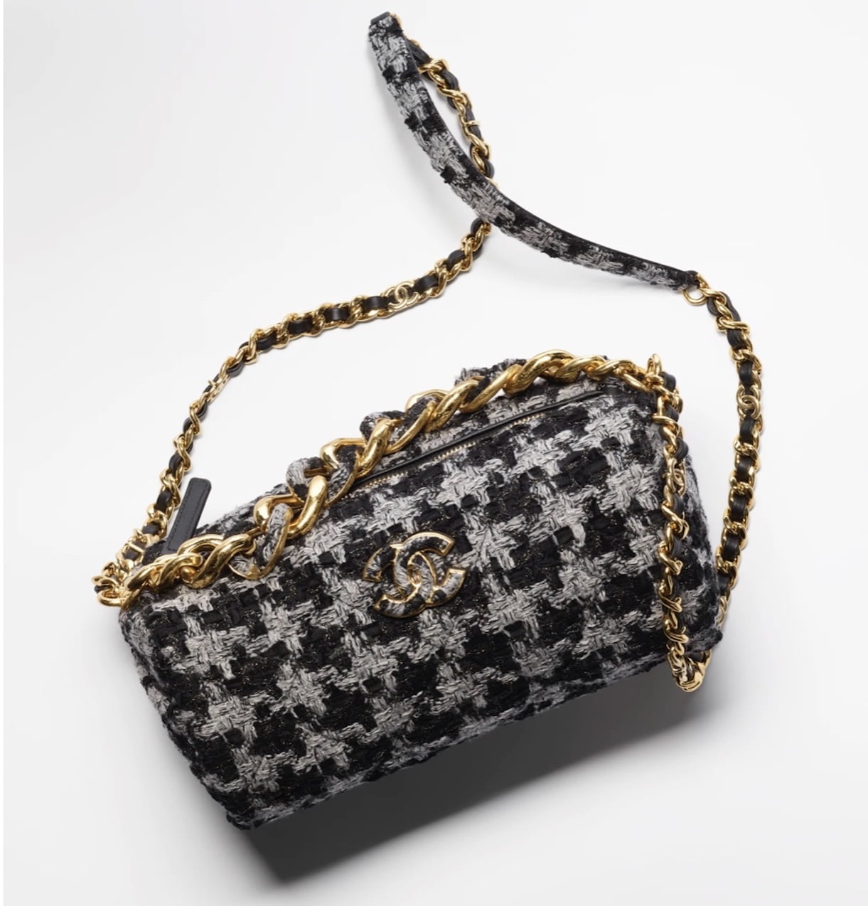 CHANEL FALL/WINTER 2023 THE NEW CHANEL KELLY BAG 🤩 