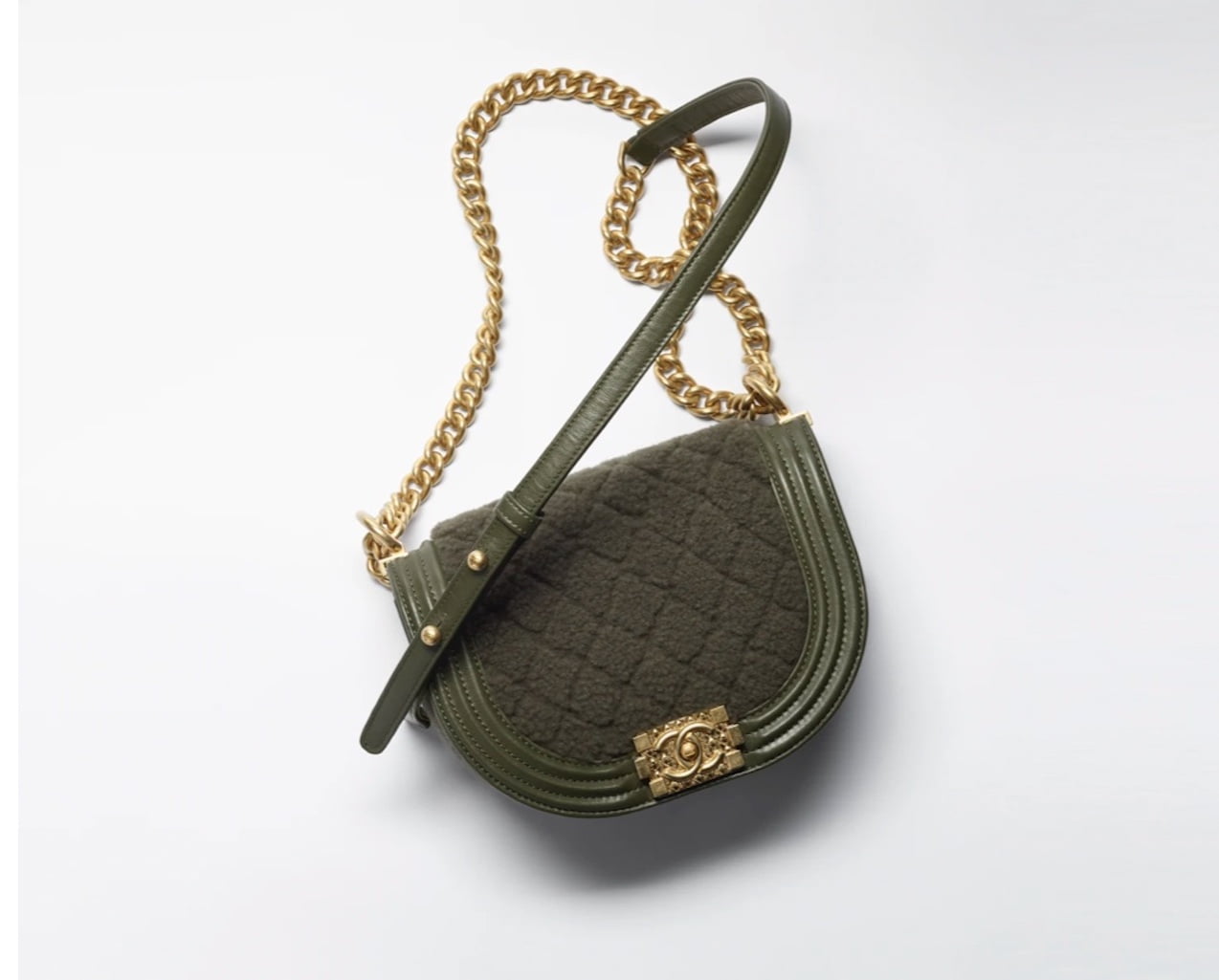 Basket Bags Match Chanel's Haute Couture Fall/Winter 23/24 - PurseBop