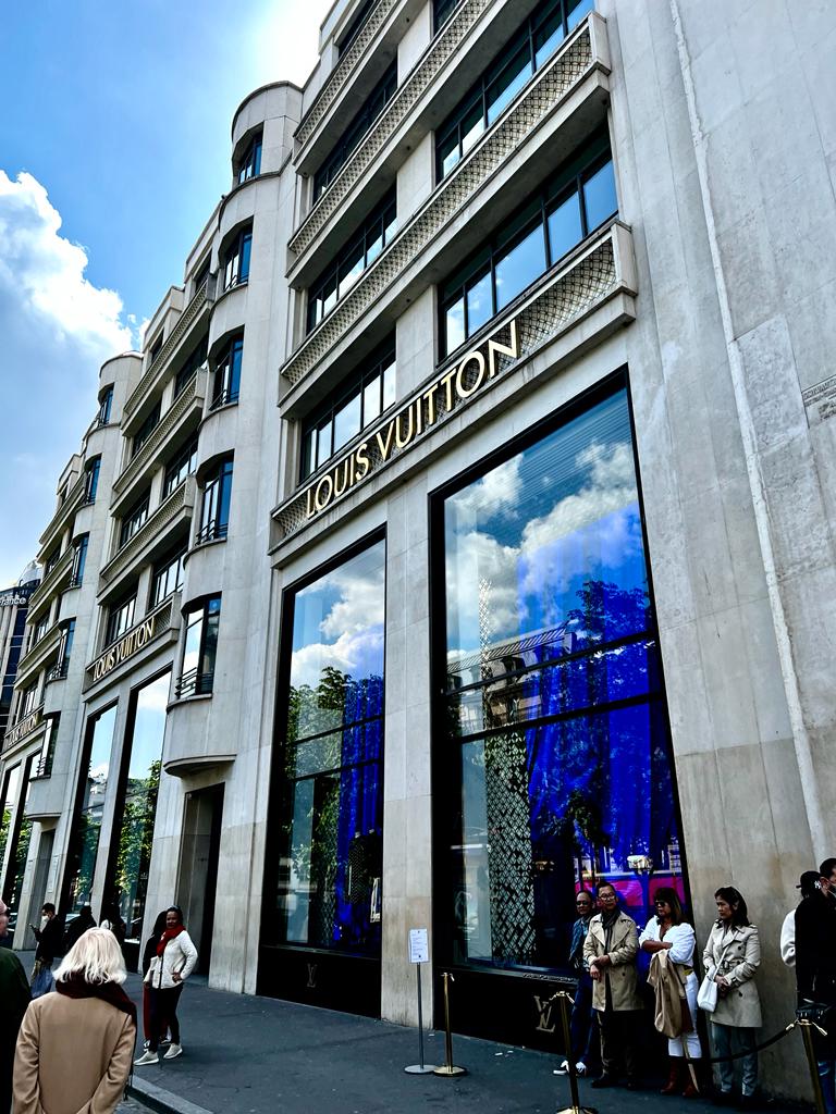 LVMH reports continued growth