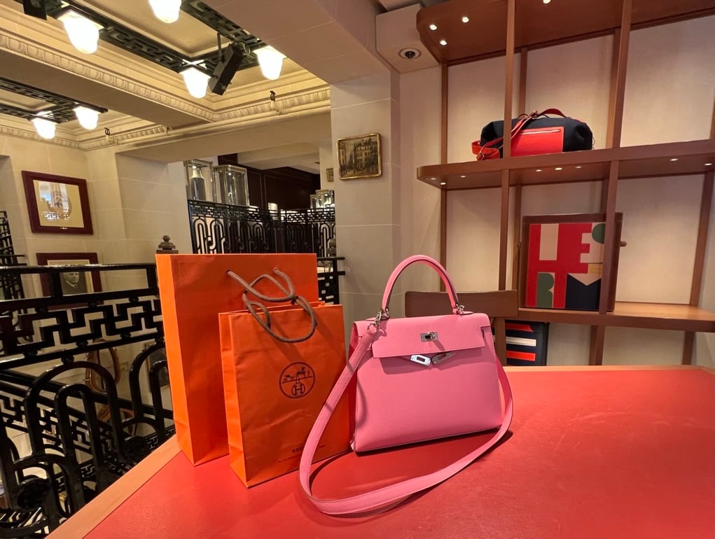 Connect Paris - Hermes bag by @_jay_ahr_ !! 1/1 Limited