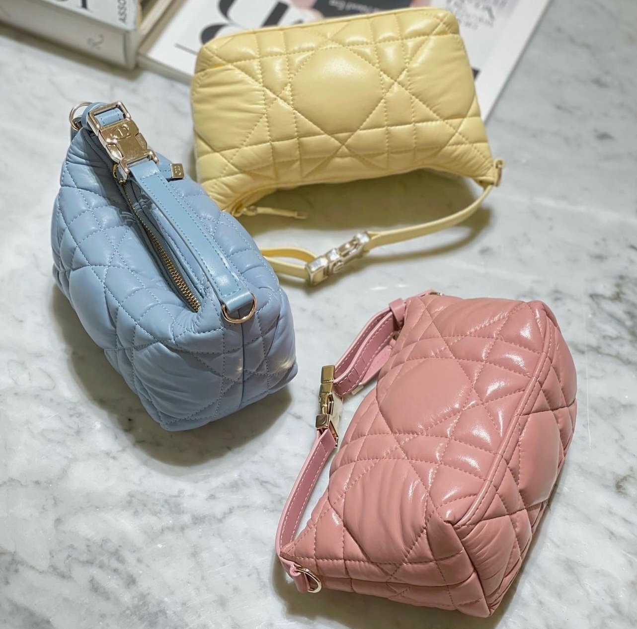 Chiara Ferragni Debuts the Dior '30 Montaigne' Bag in 2023  How to look  classy, Fashion clothes women, Dior 30 montaigne bag
