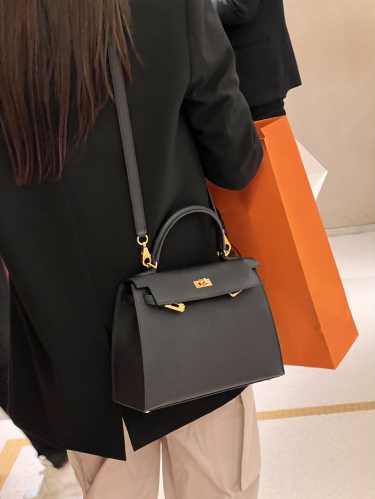 Shop HERMES 2023 Cruise Casual Style Street Style Vanity Bags Plain Leather  by .loulou.