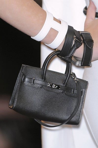 Review: Hermès Mini Kelly - PurseBlog | Hermes kelly bag, Kelly bag, Bags