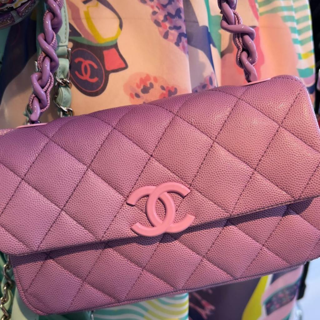 NEW Chanel 2023/24 Cruise Bags! 🌟 Star shape bag is the NEW Heart