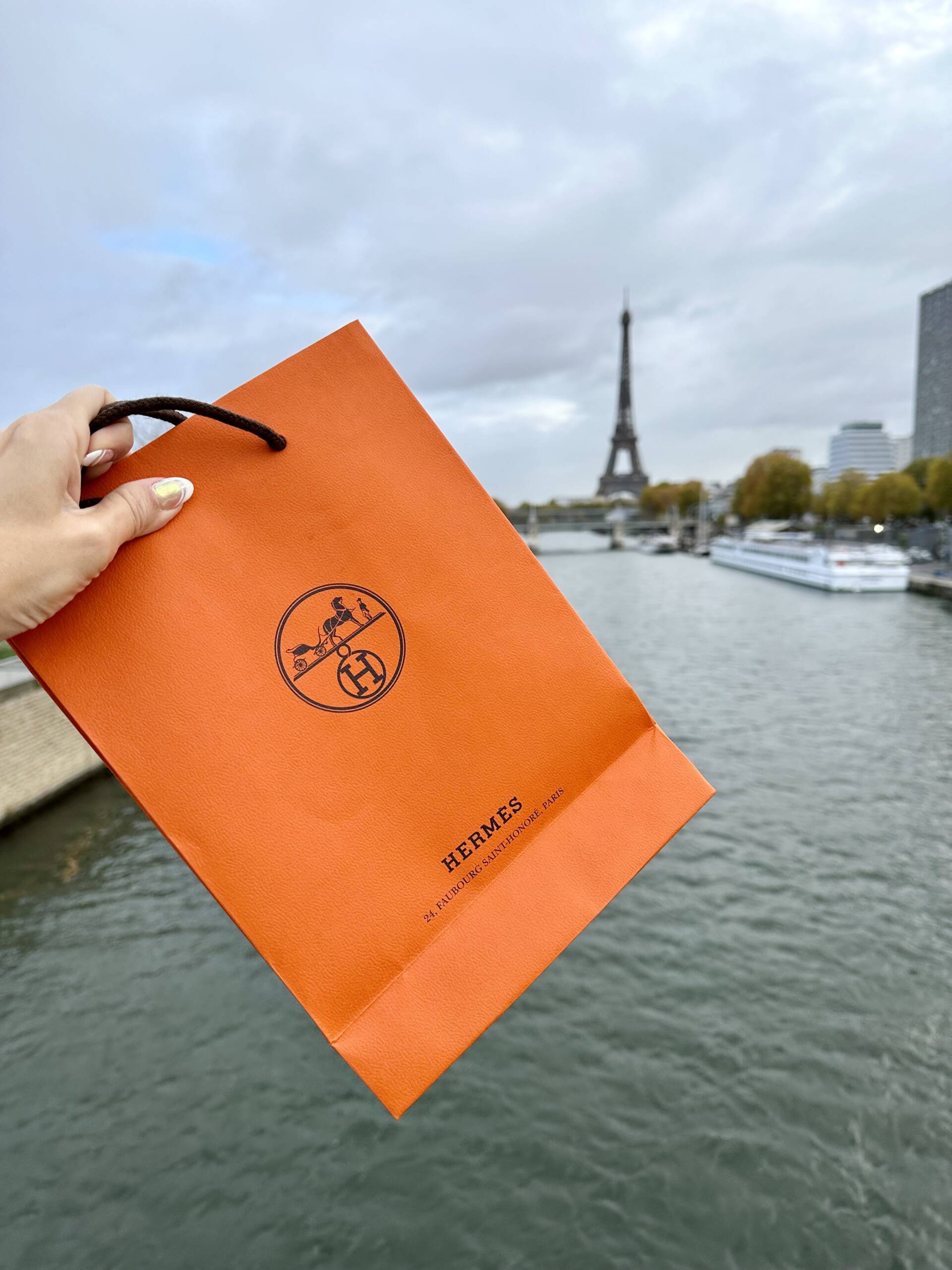 How to buy a Hermes Bag in Store in 2023 • Petite in Paris