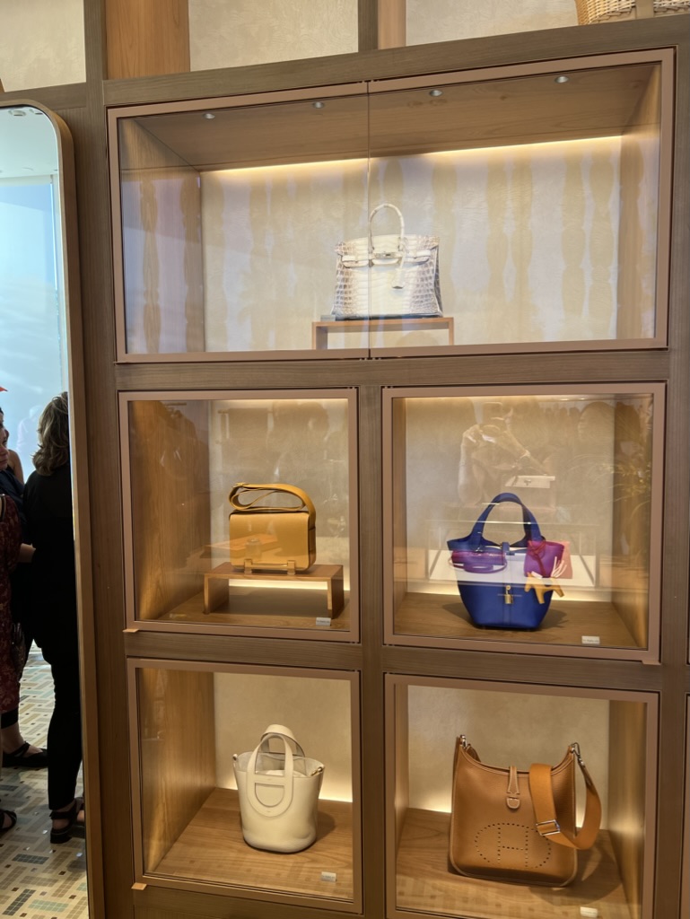 A Visit to Gucci's New and Only Luggage Store in Paris - PurseBop