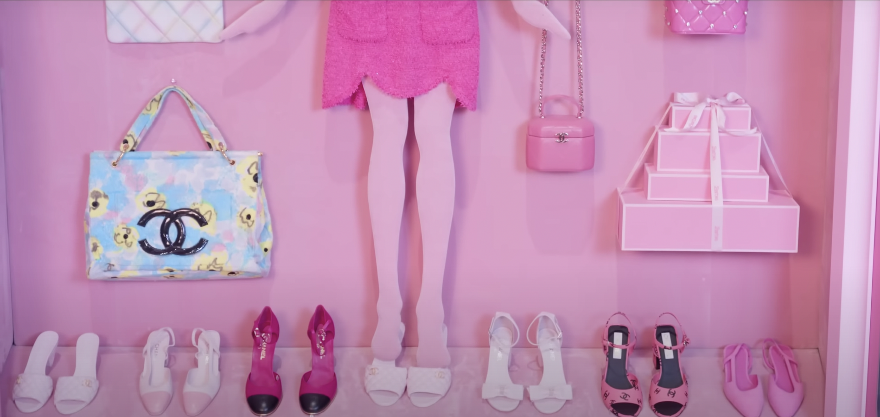 Barbie's Chanel Bag Gucci Bag MotorBag Shopping Play 