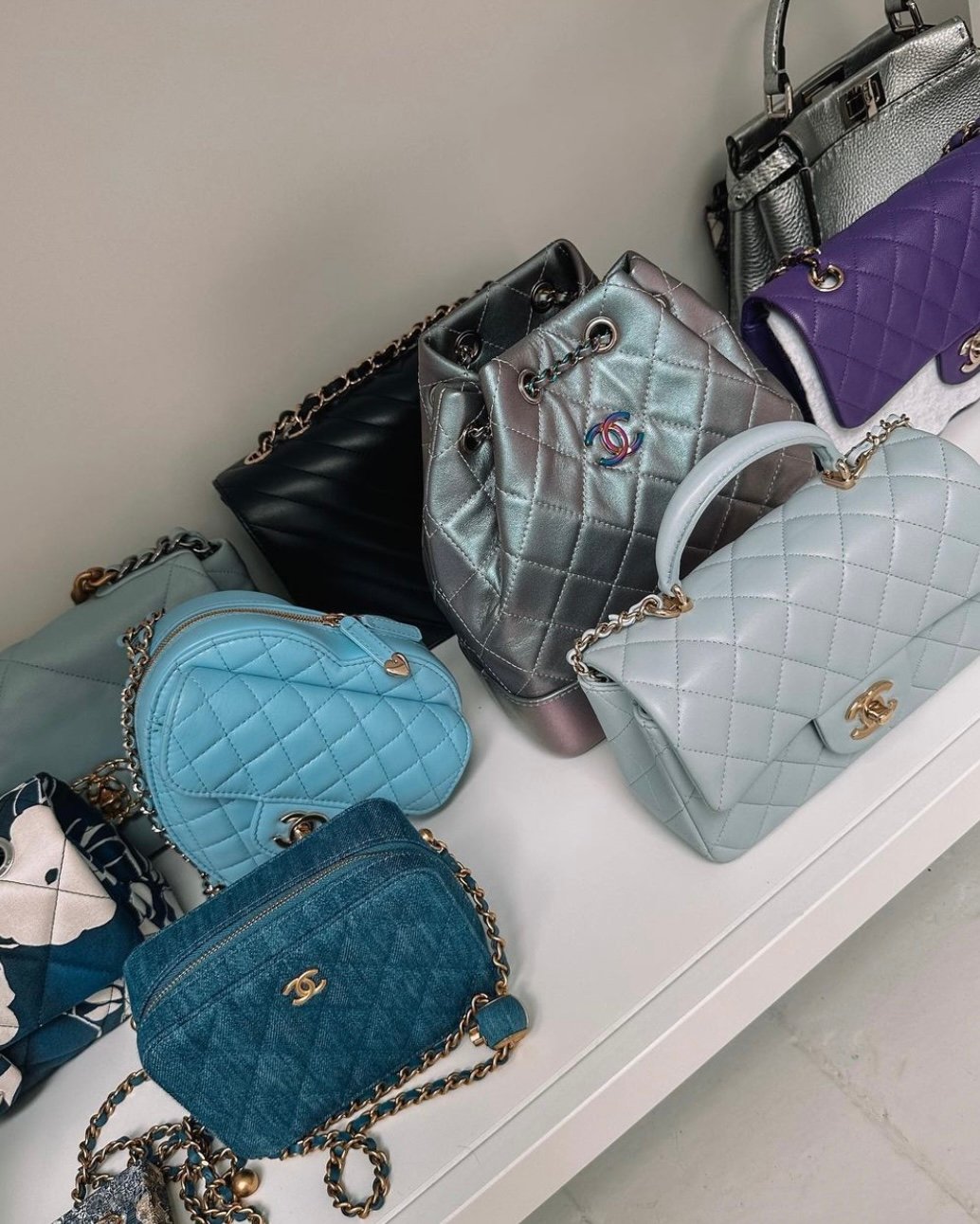 A Guide To Choosing Your First Luxury Bag - PurseBop