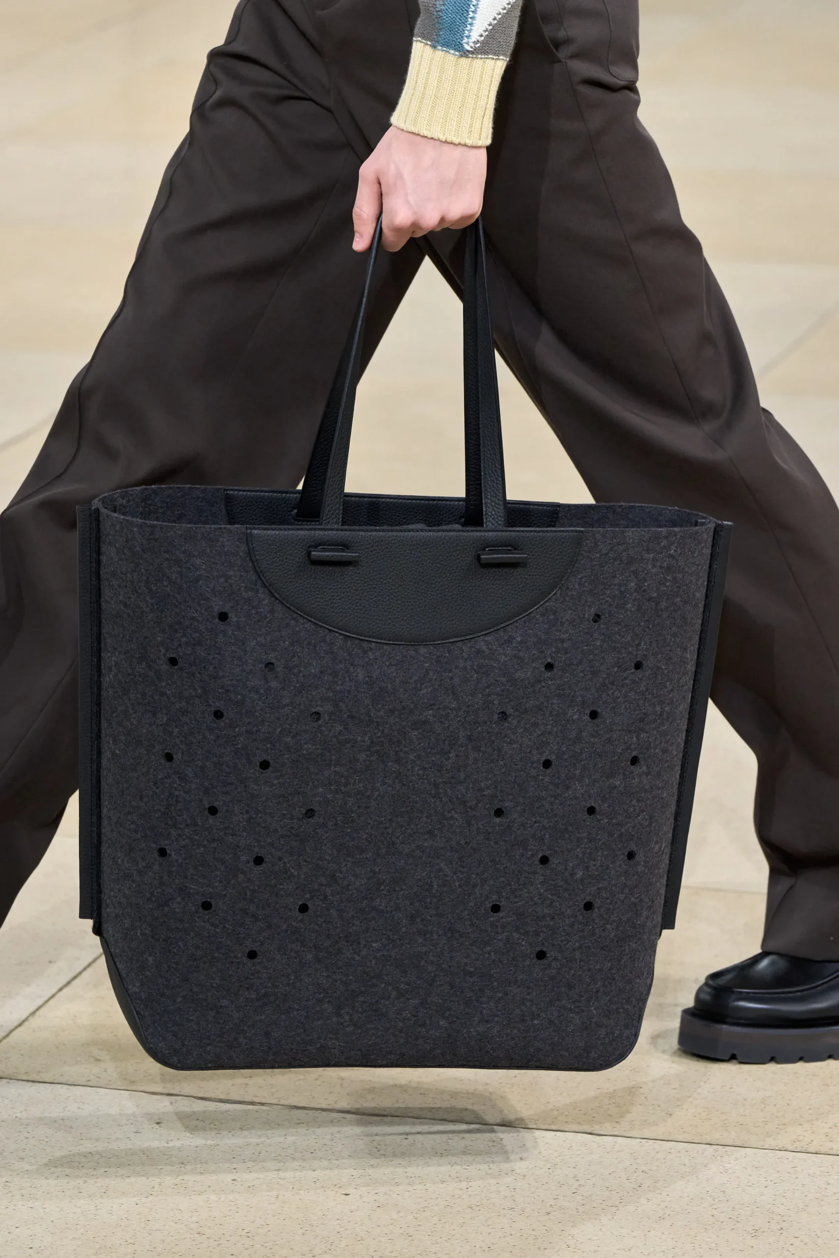 Hermès Wool Tote Men's Winter 2025 Collection