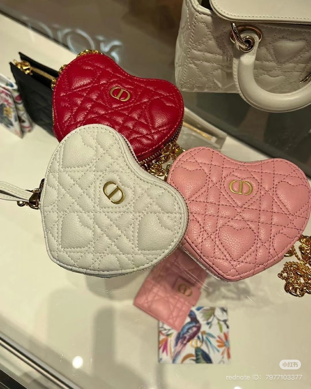 Dior Dioramour Caro Heart Pouch Latte Pink Red 