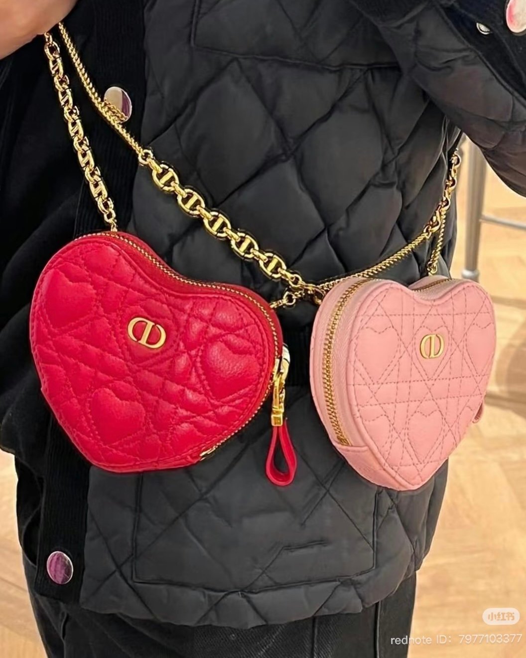 Dior Dioramour Caro Heart Pouch Red Pink 