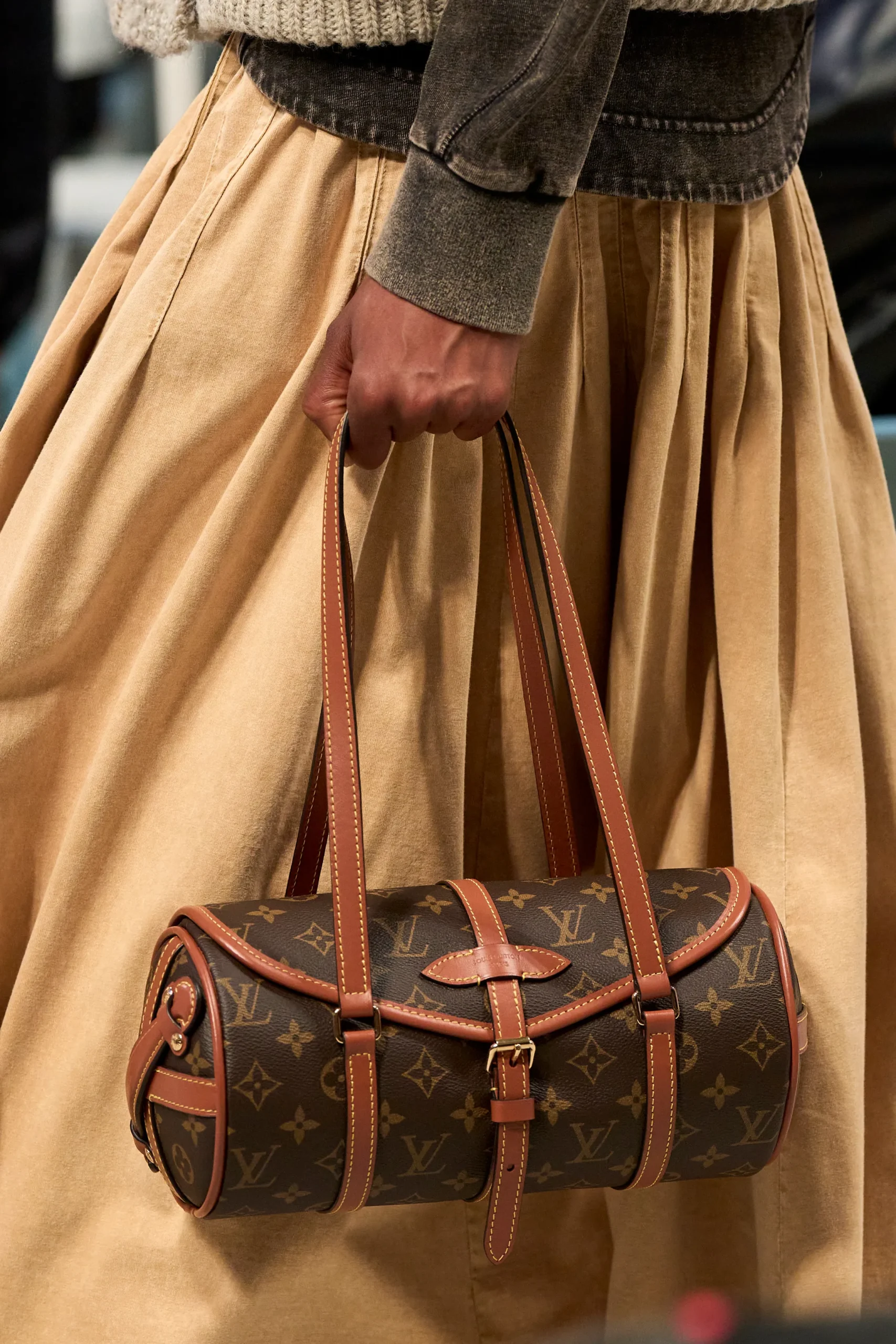 louis vuitton fall-winter 2025 monogram papillon Saumur