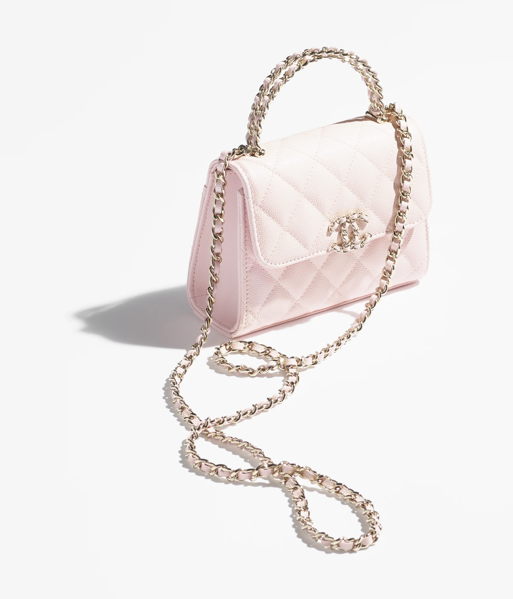 chanel spring summer 2025 clutch with Chain light pink