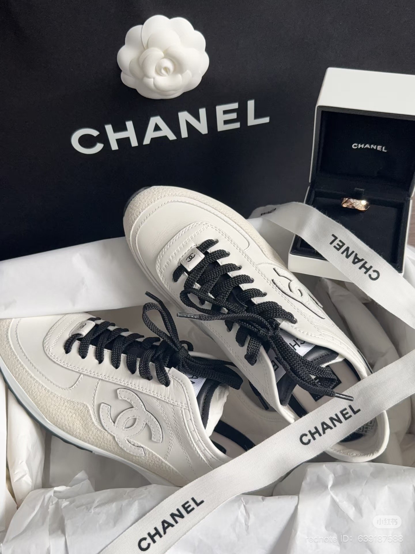 chanel 25p spring-summer pre-collection sneaker