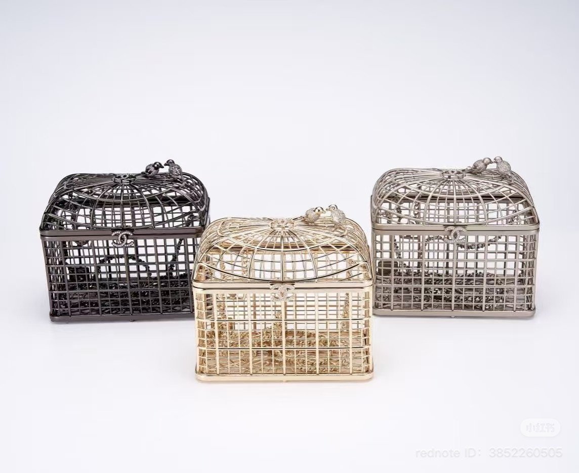 chanel birdcage Minaudière spring summer 2025